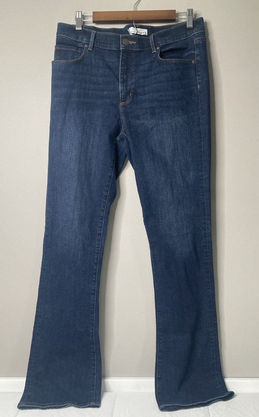 Ann Taylor LOFT Modern Boot Jeans Women's Size 31/12 Dark Wash Stretch Bootcut